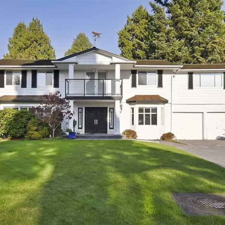 Luxury 6-Bed Tsawwassen Home  Pacific Drive Pool Hot Tub