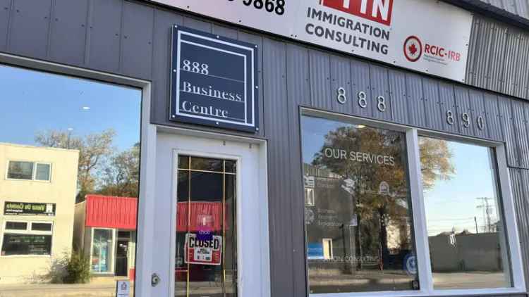 Commercial property For Rent in Winnipeg, Manitoba