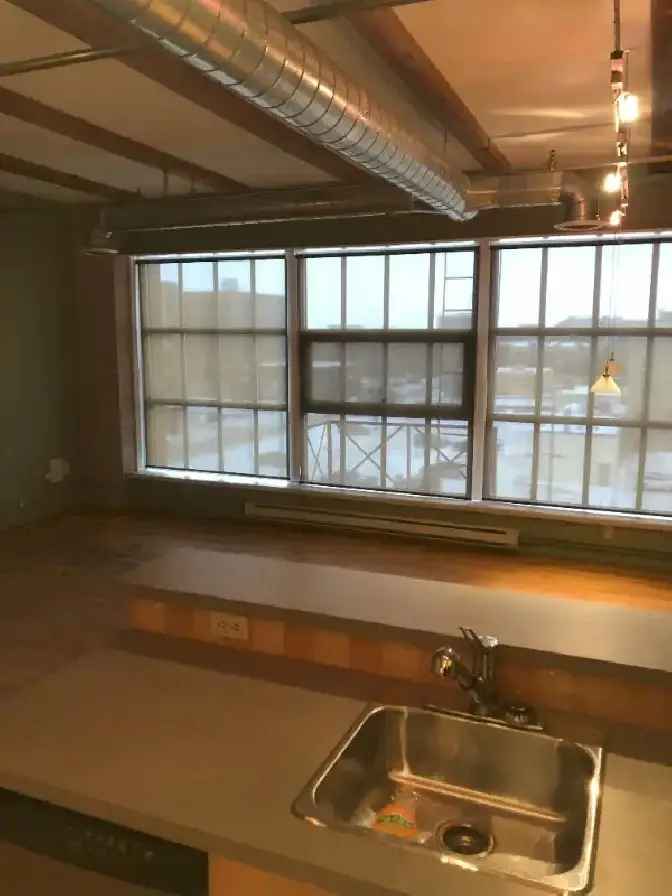 Rent One Bedroom Condo in Winnipeg with Underground Parking