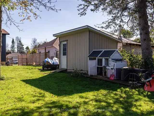 Beautifully Renovated 2-Bedroom Home in Wiarton