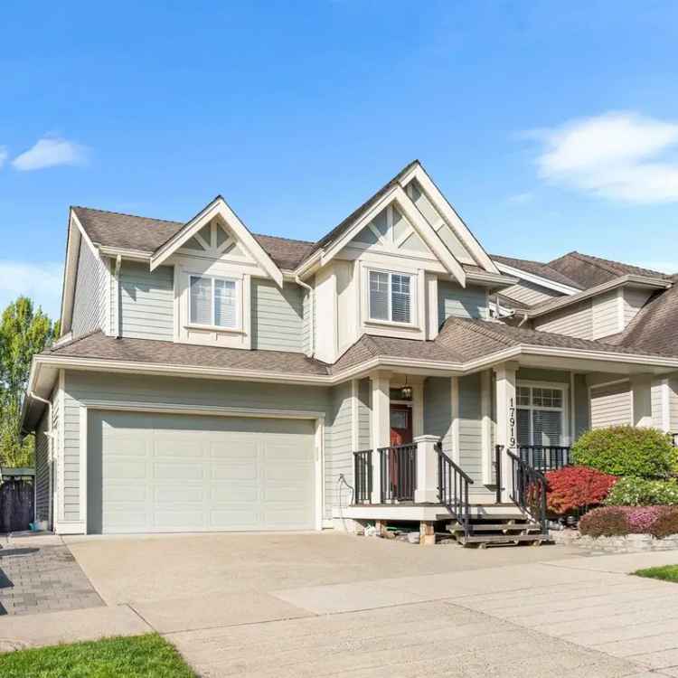Stunning Cloverdale Home Gourmet Kitchen Family Room 3 3 Spa Ensuite Finished Basement