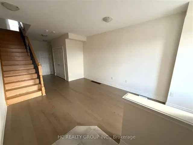 Townhouse For Rent in Pickering, Ontario