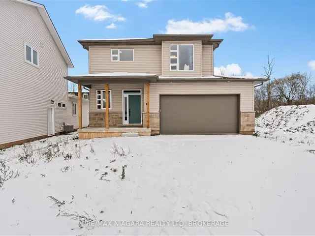 Stunning Chippawa Home near Niagara River