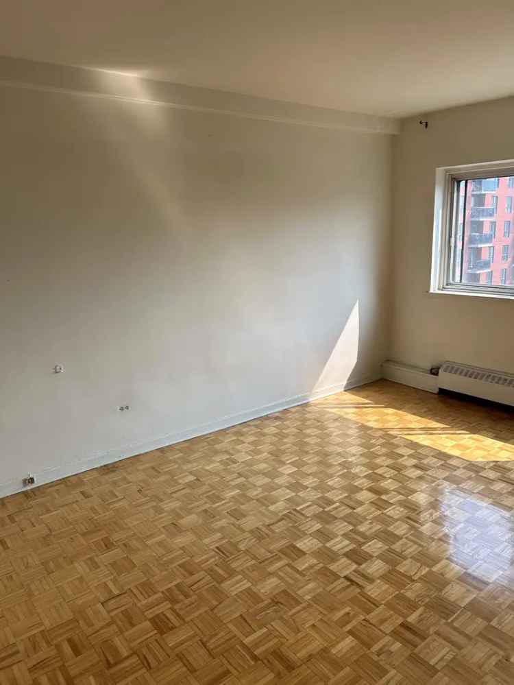 Apartment For Rent in Montreal, Quebec