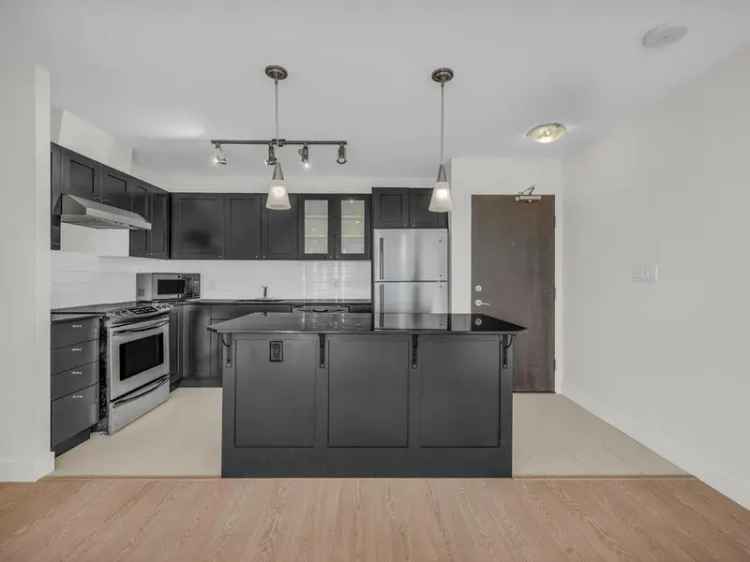 Burnaby Condo for Sale Updated 2 Bed 1 Bath