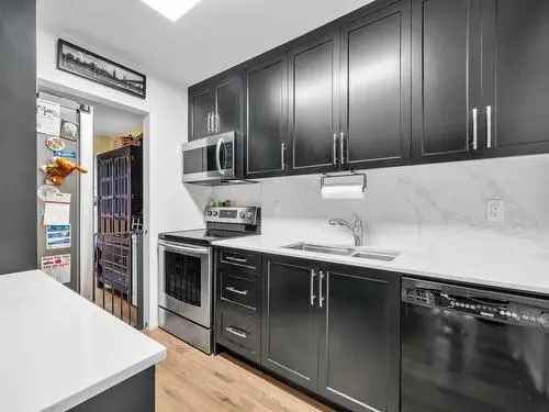 Townhouse For Sale In Guildford Surrey British Columbia