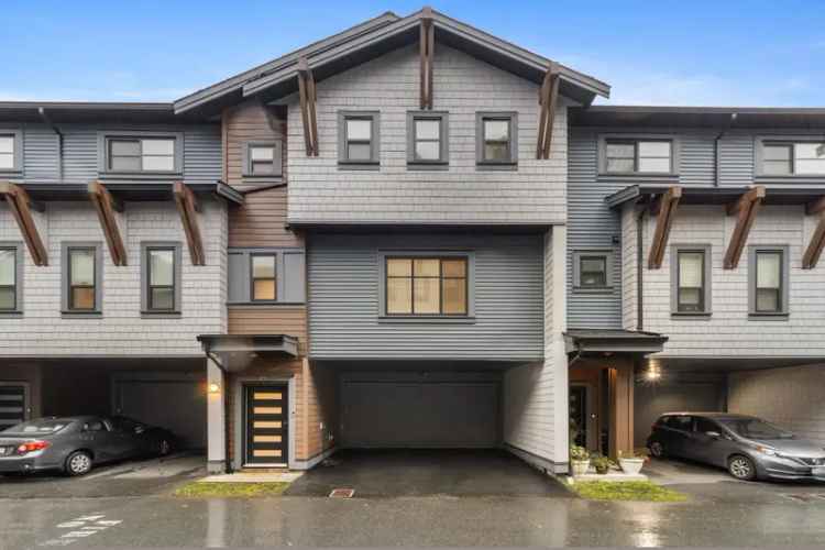 A $619,900.00 Townhouse with 3 bedrooms in Chilliwack Proper West, Chilliwack