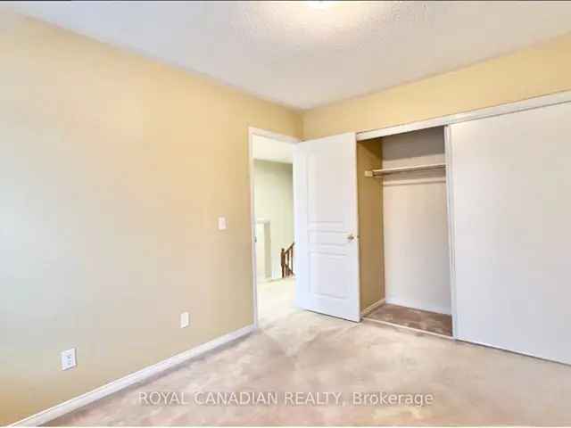 Whitby 3-Bedroom Townhouse - Newly Renovated