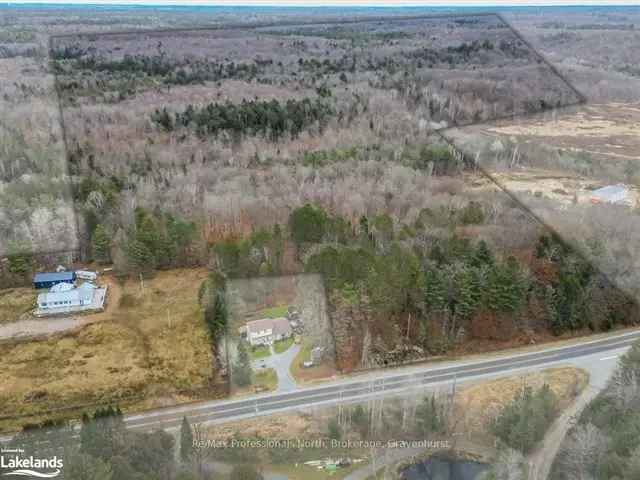 House For Sale in Muskoka Lakes Township, Ontario