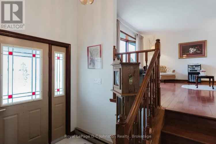3-Bedroom Home in Southampton - Custom Built with Detached Garage