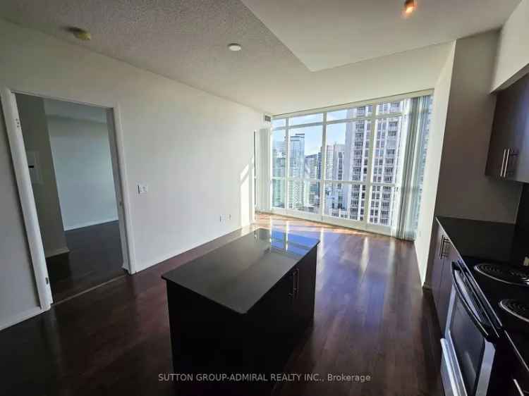 Condo For Rent in 215, Fort York Boulevard, Toronto, Ontario