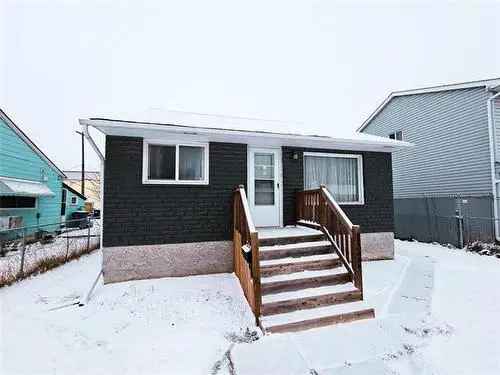 House For Sale In Weston, Winnipeg, Manitoba