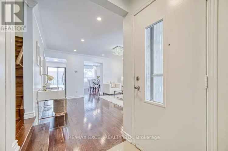 Buy Renovated Townhome in Milliken Toronto with Stylish Features