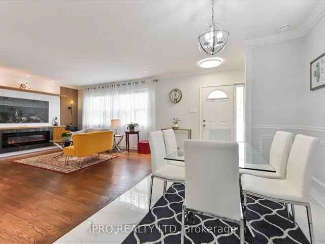 Beautifully Renovated Home Near Amenities Wheelchair Accessible