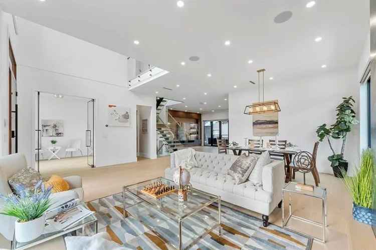 Luxury Custom Home in Upper Deer Lake Burnaby 4 2 2