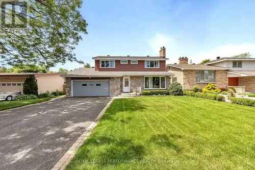 Family Home in Highland Park Ottawa 4 Beds 25 Baths