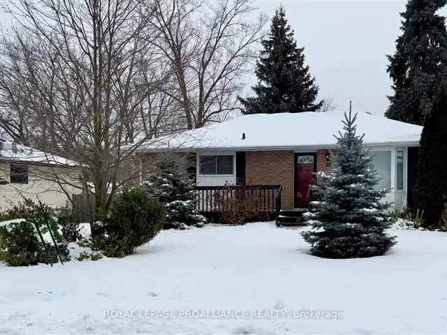 Family Home Close to Schools and CFB Trenton