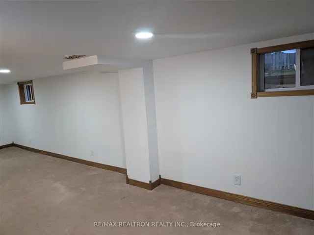 Spacious 2-Bedroom Basement Apartment with Private Laundry