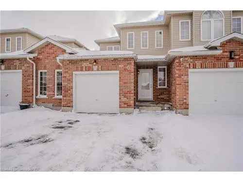 3 Bedroom Townhome in Branchton Park Cambridge