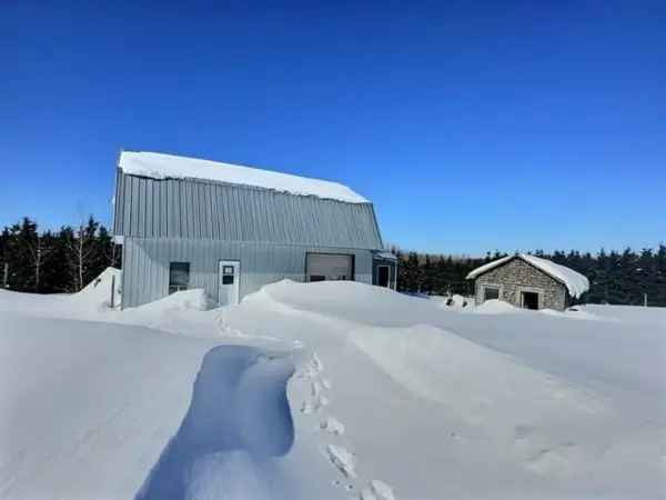 3-Bedroom House for Sale Large Lot 2-Story Garage