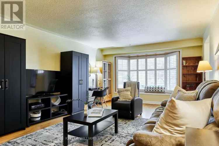 Spacious 4-Bed, 2-Bath Backsplit in Guildwood - Ideal for Investors or Multi-Generational Families