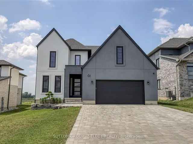 Modern 4-Bedroom Home in Edgewater Estates Near London