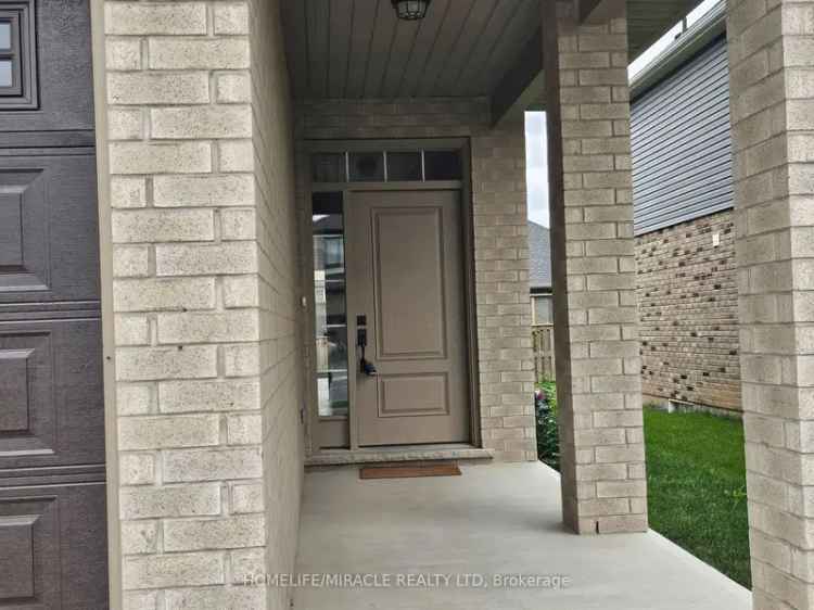 House For Sale in Pelham, Ontario