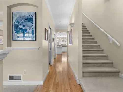 Surrey Ocean Park 4-Bedroom Home with Suite