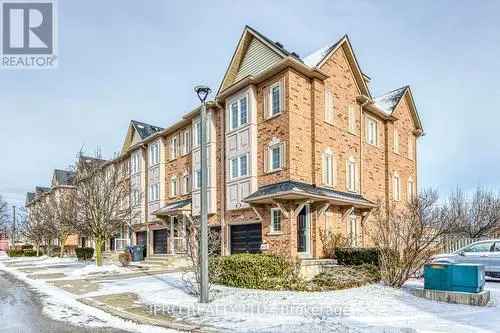 Townhouse For Sale In Erindale Mississauga