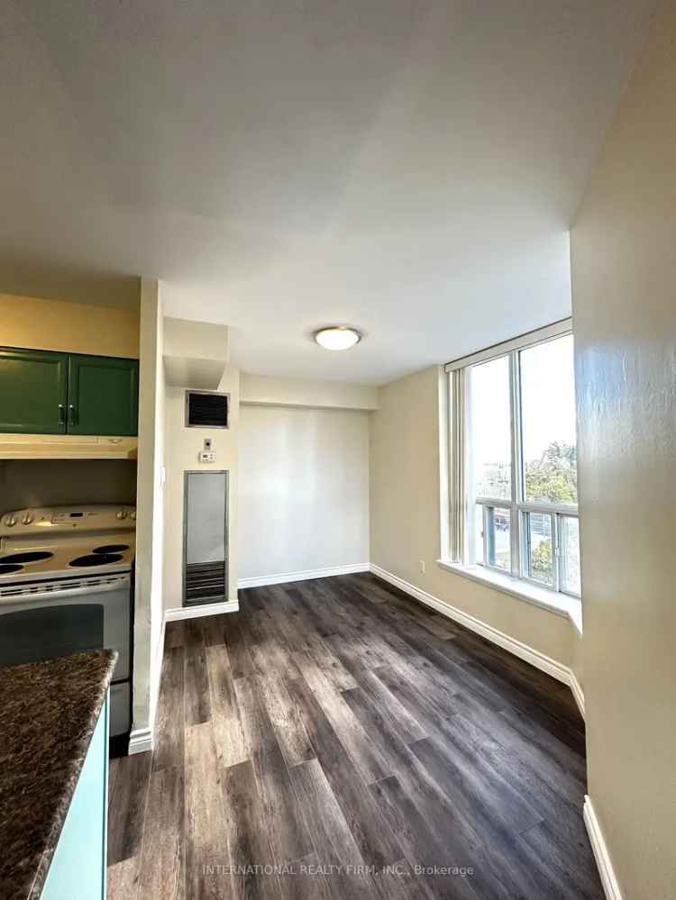 Condo For Sale in Toronto, Ontario