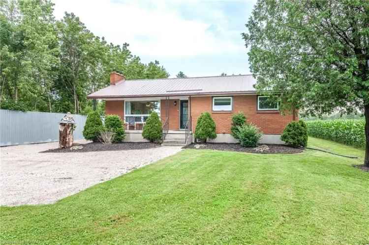 House For Sale in Thames Centre, Ontario