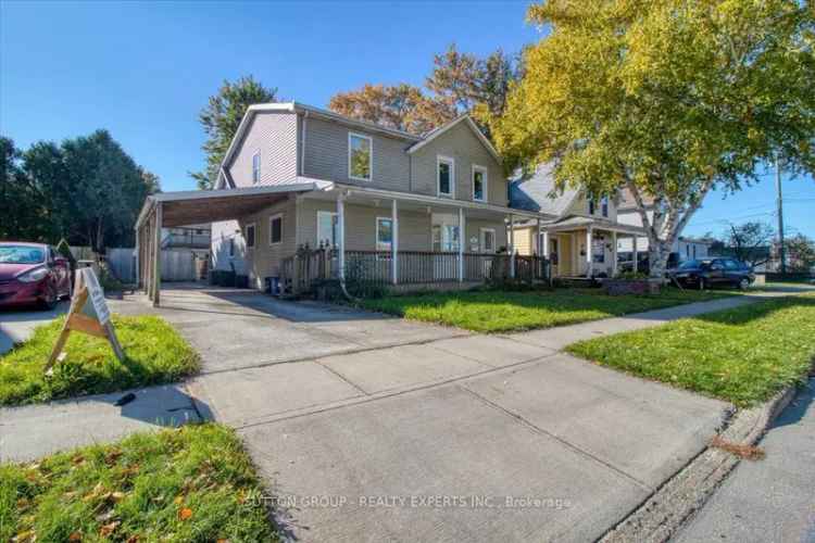 House For Sale in Chatham, Ontario