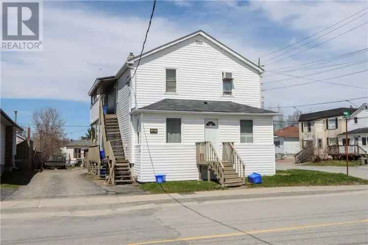 6 Plex Investment Property High Efficiency Furnace Ample Parking