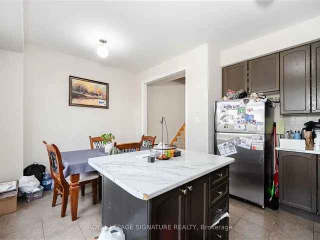 3 Bed 3 Bath Freehold Townhome in Heart Lake Brampton