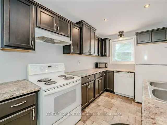 House For Sale in St. Catharines, Ontario