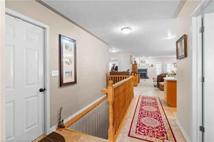 Simcoe Bungalow 2+1 Bedroom 2 Bath 1328 sq ft Updated Kitchen Fireplace