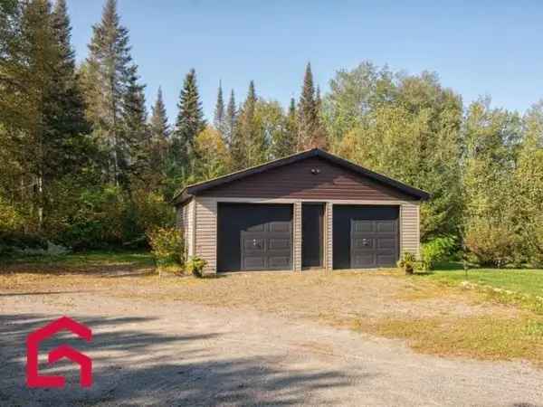 Lakefront Home with Pool and Garage Abitibi Temiscamingue