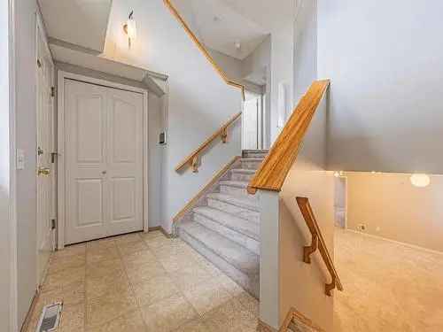 5 Bedroom Bilevel Home for Sale in Athlone Edmonton