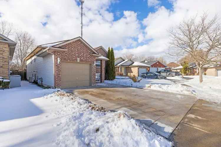 House For Sale in 291, St Lawrence Drive, Welland, Ontario