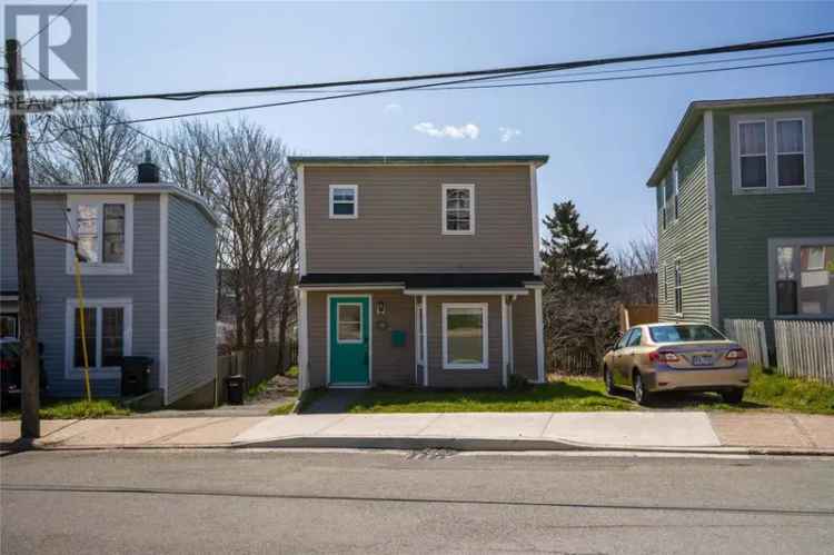 3-Bedroom Home Near Downtown St Johns Updated Kitchen and Bathroom