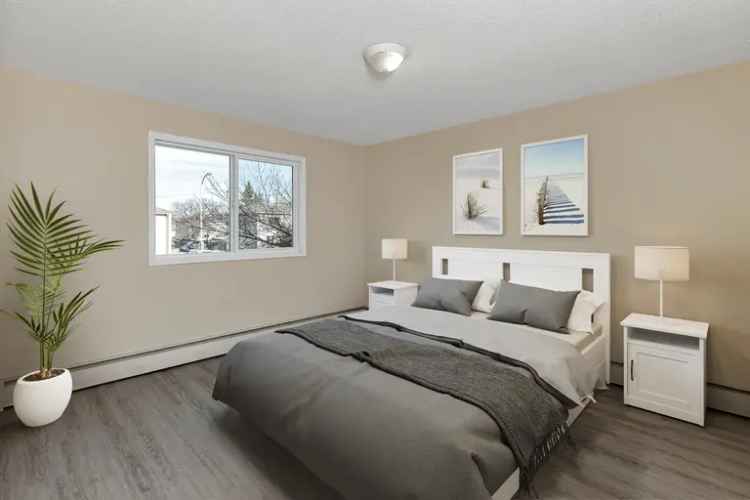 Rent Townhouses in Grande Prairie with Basements and Fenced Yards