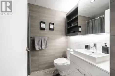 1 room apartment of 74 m² in Toronto