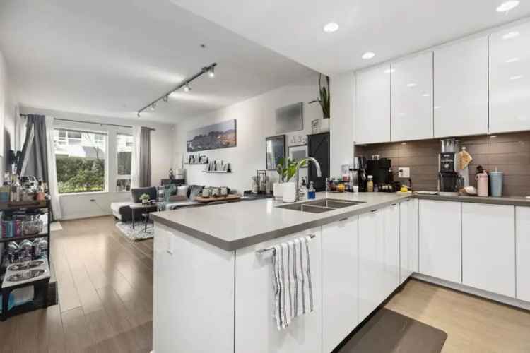 Lower Lonsdale Condo for Sale 2 Beds 2 Baths
