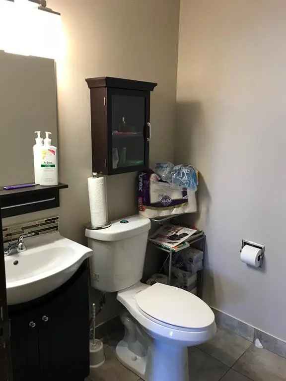 Office For Sale in Medicine Hat, Alberta