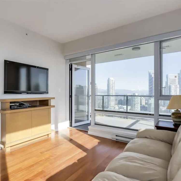 Metrotown Jewel 1 Condo 2 Bed + Den 1255 sqft