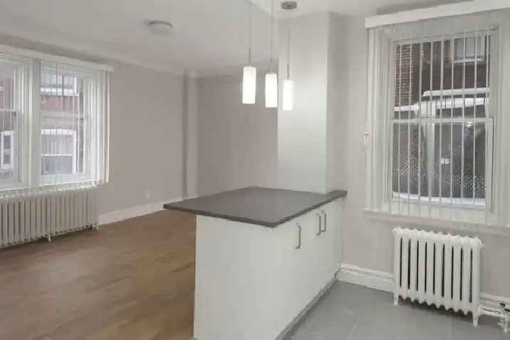 Renovated 2-Bedroom Apartment in Westmount with Private Deck