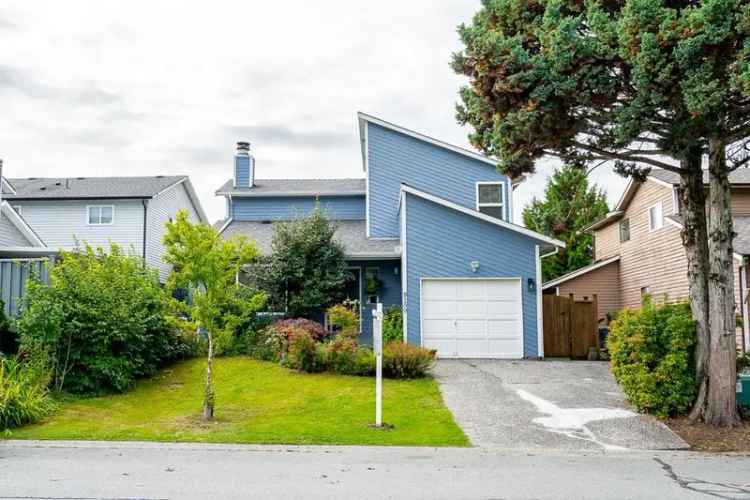 A $1,180,000.00 House/Single Family with 3 bedrooms in Queen Mary Park Surrey, Surrey