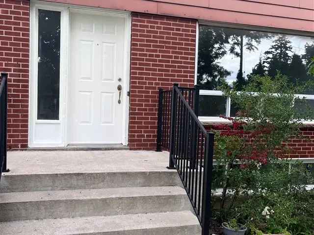 House For Rent in 39, Aloma Crescent, Brampton, Ontario