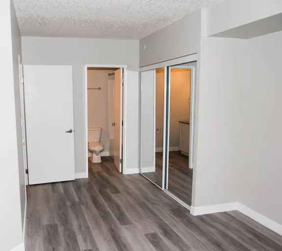 Apartment For Rent in 239, Auburn Drive, Waterloo, Ontario