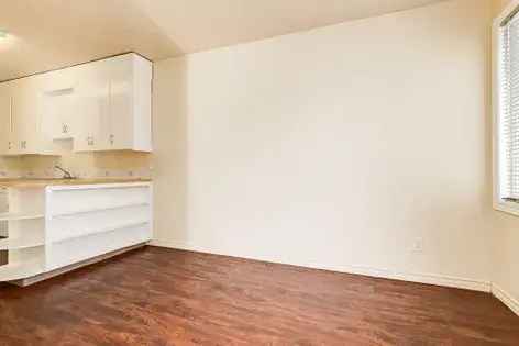 Rent 2 Rooms Apartment in Edmonton with Modern Amenities